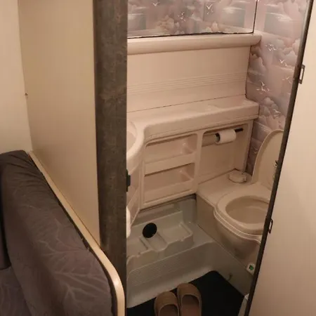 Full Service Caravan 1 阿拜路德