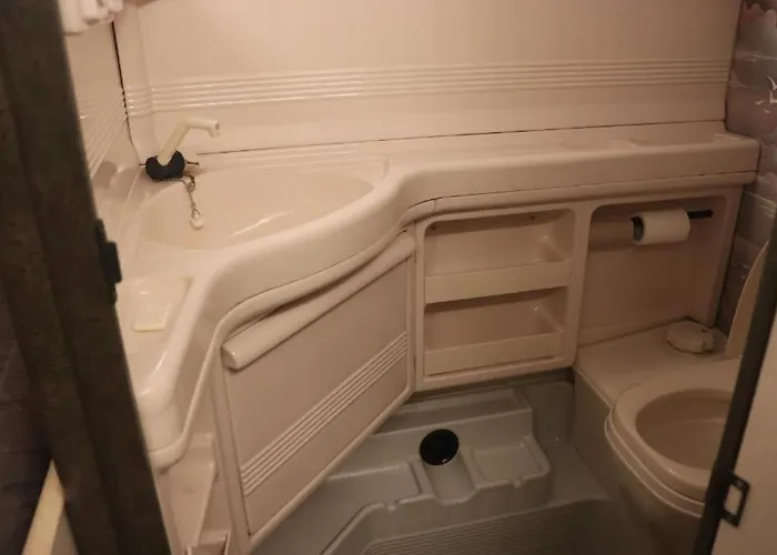 Full Service Caravan 1 Apartament *